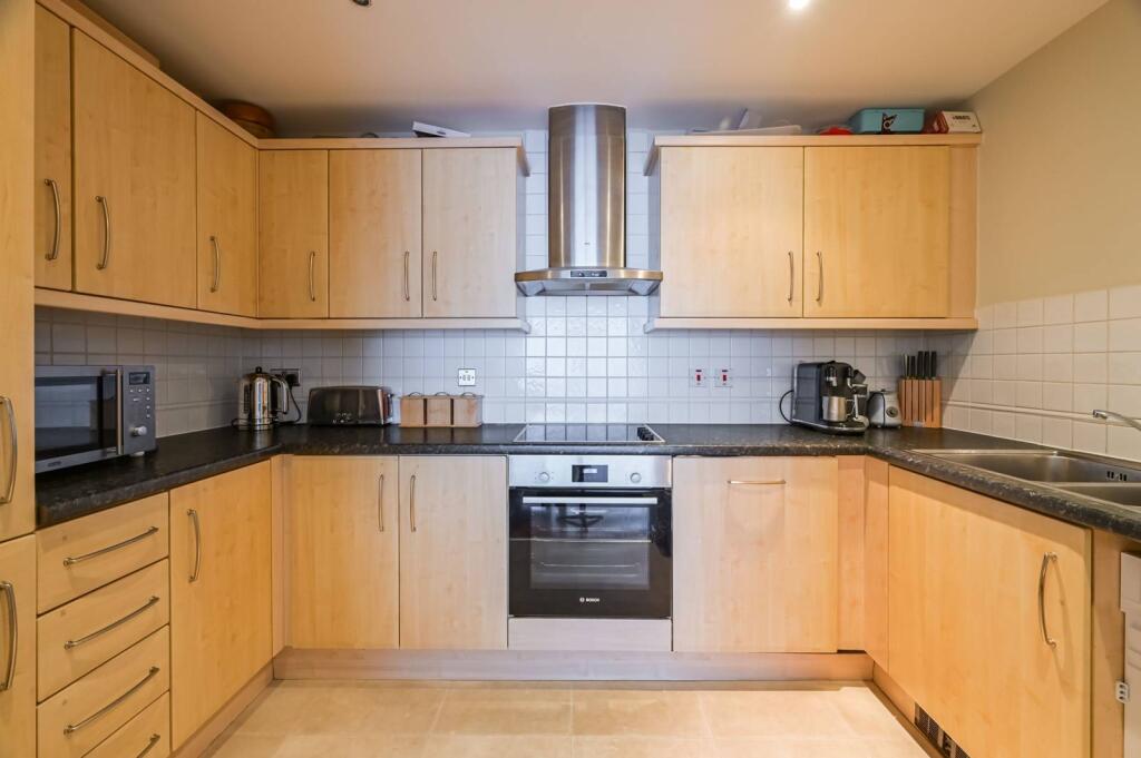Main image of property: Berglen Court, Limehouse, London, E14
