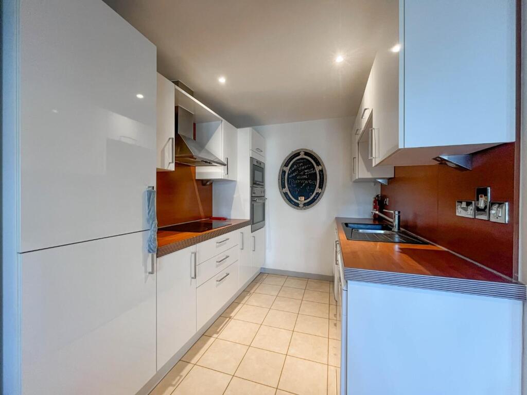 Apartment in Cambridge - View 4