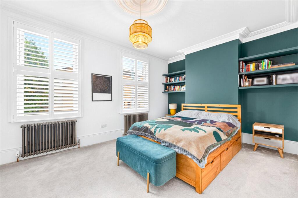 House in London - View 5