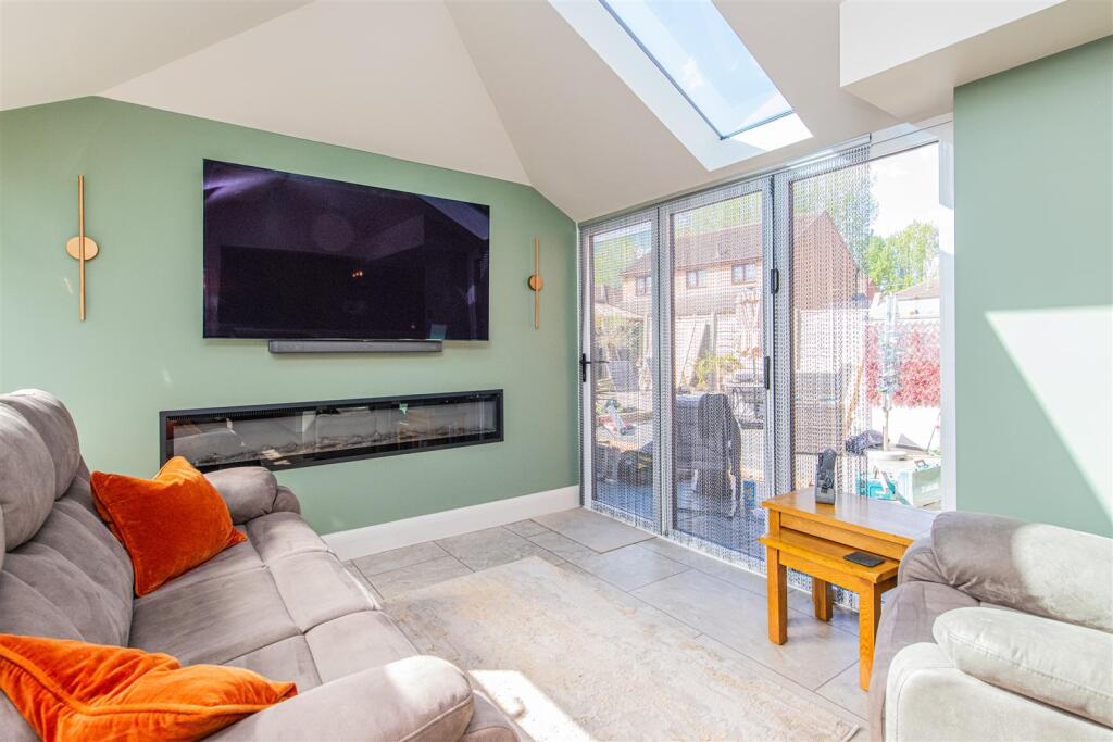 House in Northampton - View 5