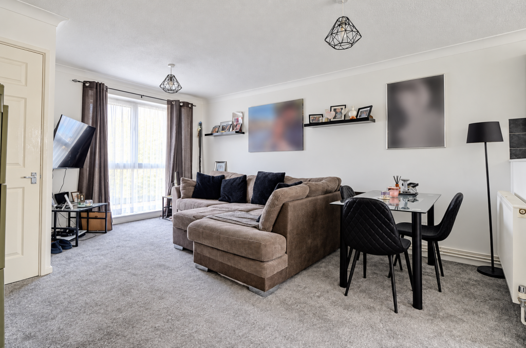Apartment in Canterbury - View 4