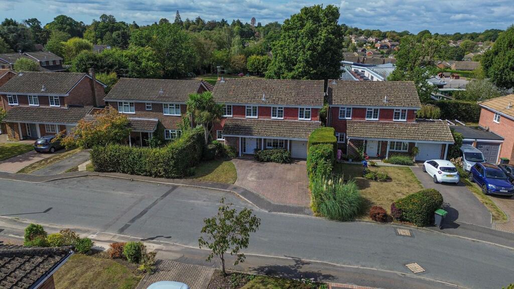 Main image of property: Cobbetts Mead, Haywards Heath, RH16
