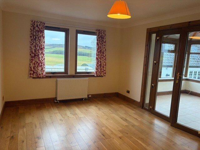 House in Motherwell, South Lanarkshire - More