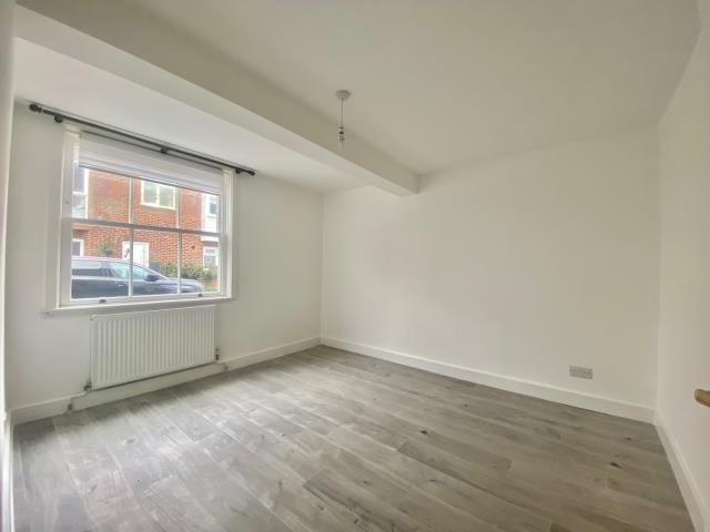 Apartment in Oxford - View 3