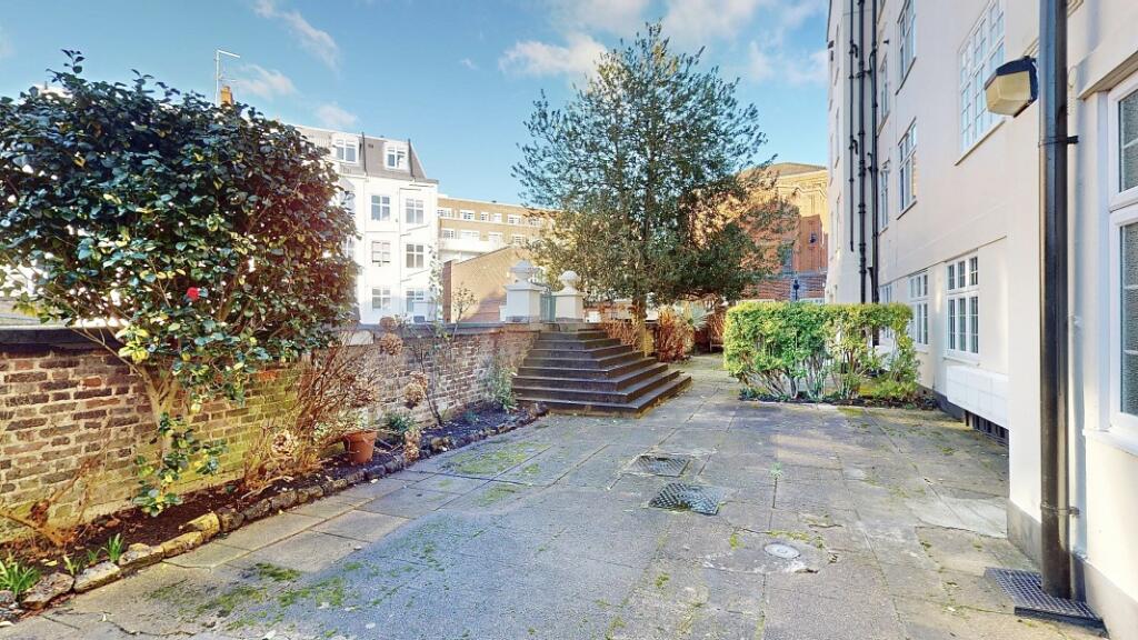 Apartment in London - View 4