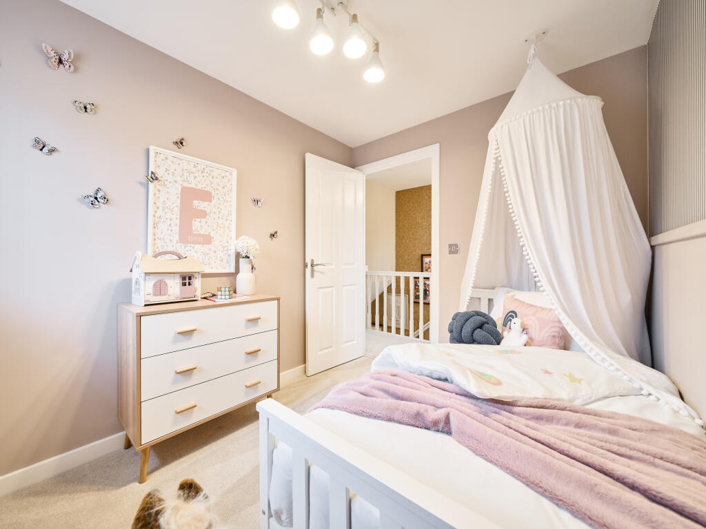 House in Lower Harlestone, Harlestone Heath - View 4