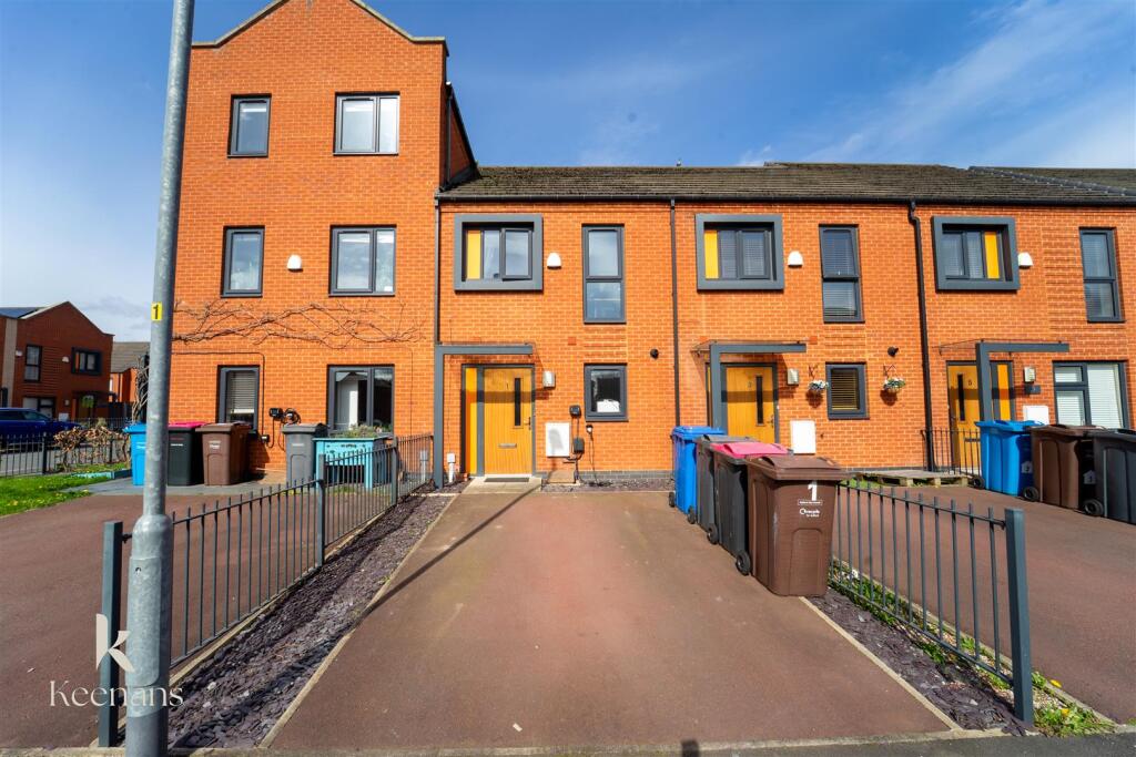 House in Salford, Greater Manchester - View 2