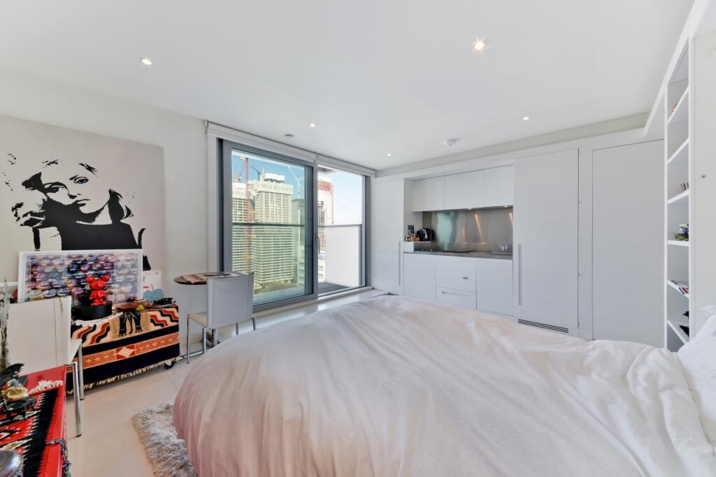 Studio flat for rent
