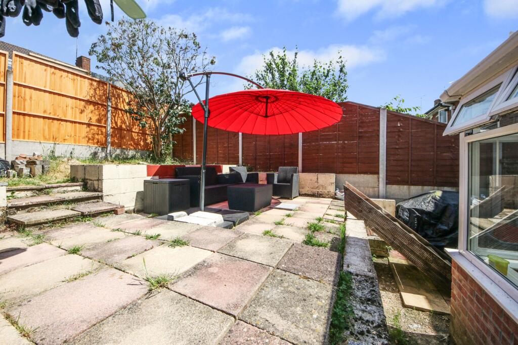 Proctor Close, Thornhill, SO19 photo 4