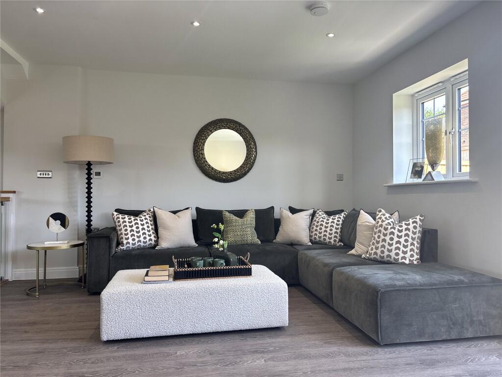 House in Stratfield Mortimer, Mortimer - View 5