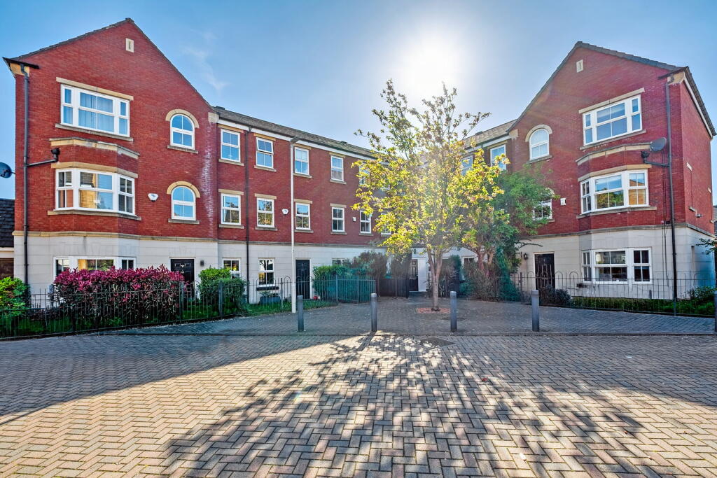 Main image of property: Mansion Gate Square, Chapel Allerton, Leeds, LS7 4RX