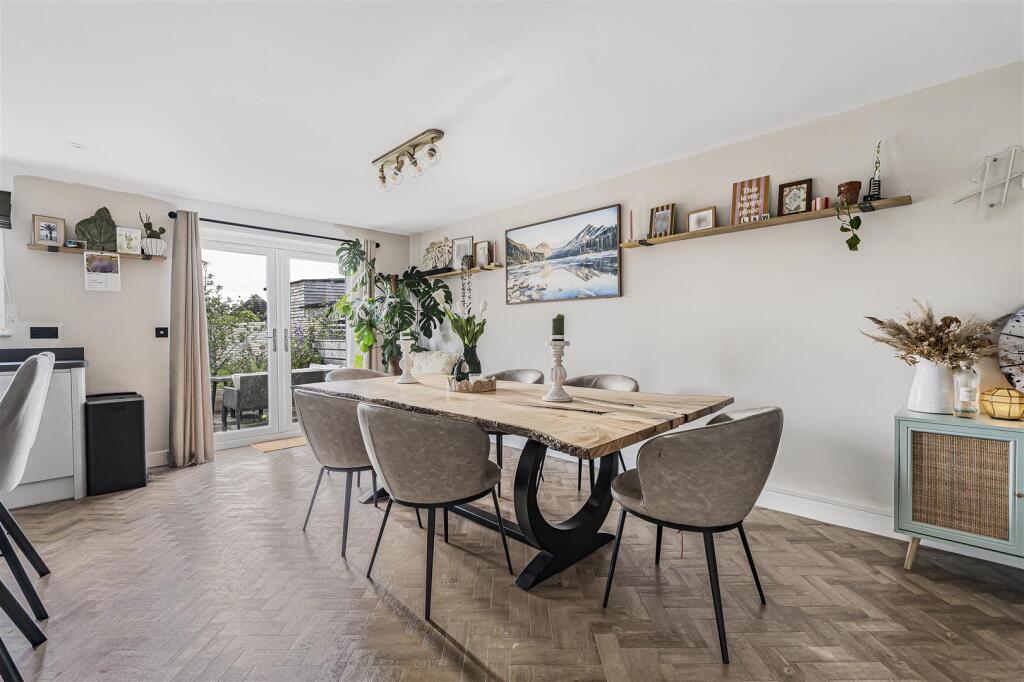 House in Stevenage - View 5