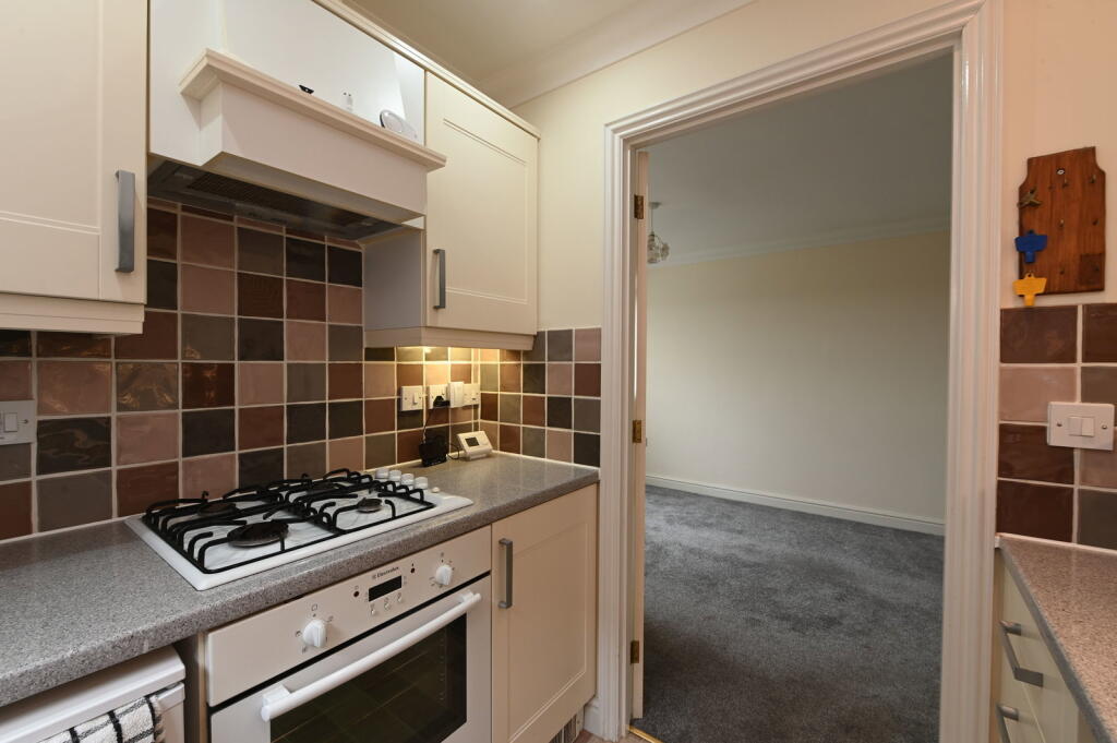 House in East Suffolk, Framlingham - View 3