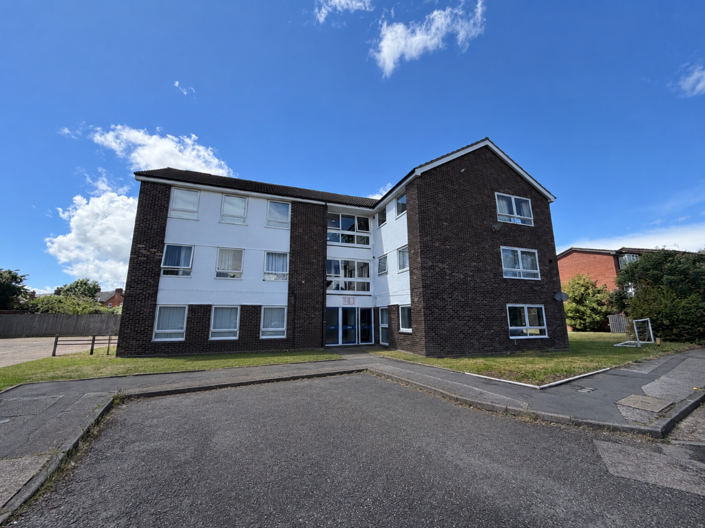 Main image of property: 18 Postmill Close, Ipswich IP4 2RF