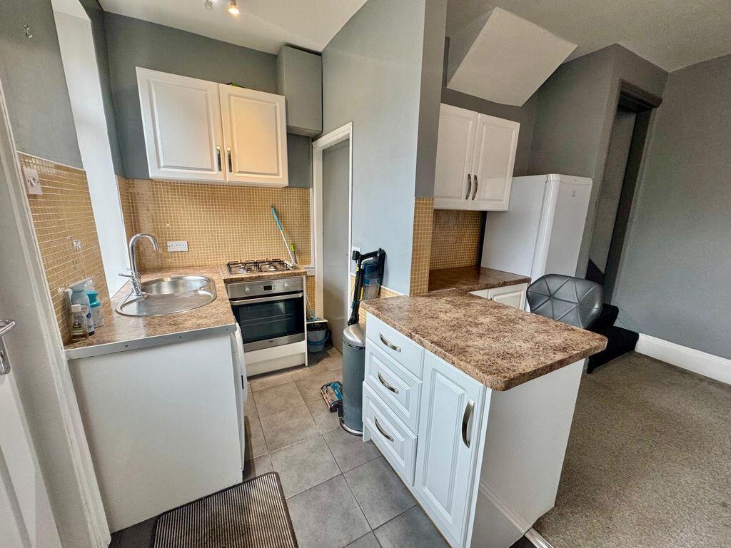 House in Calderdale, Hullenedge, Little Bradley - View 5