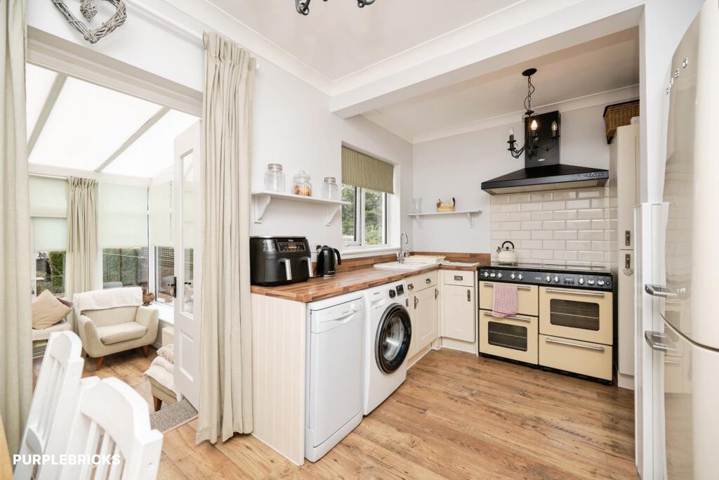 House in Dudley, Harts Hill, Woodside - View 5