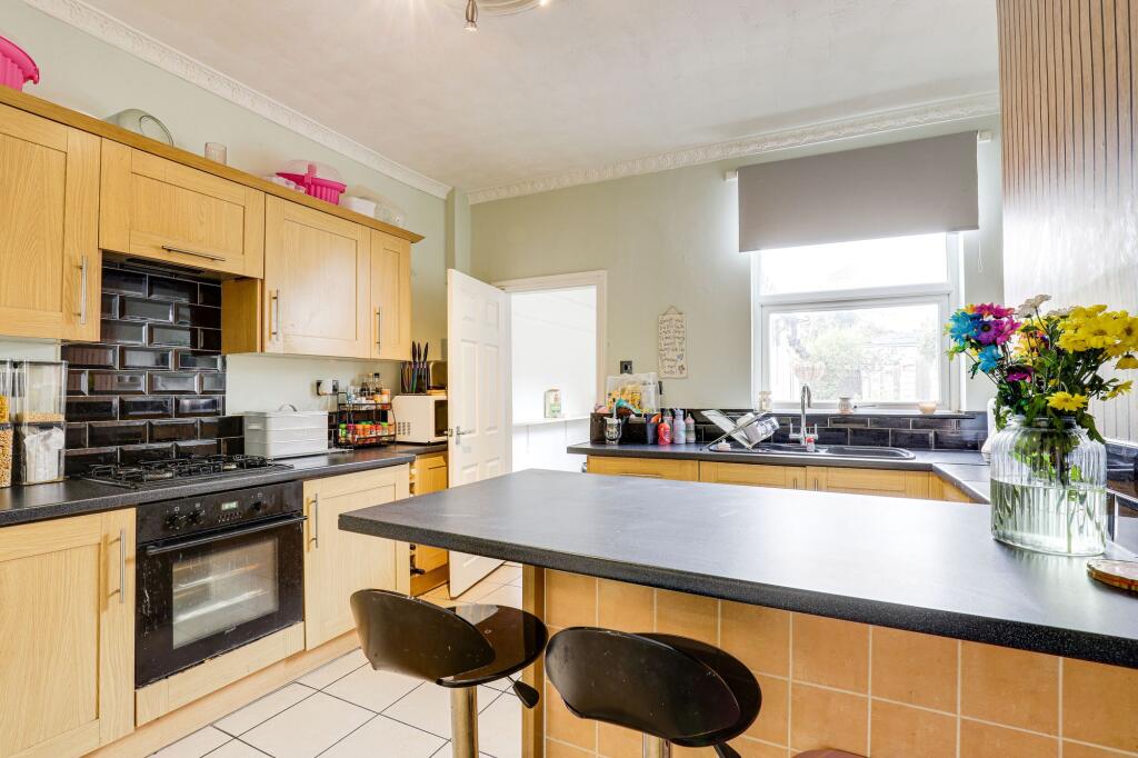 House in Nottingham, Highbury Vale - View 5