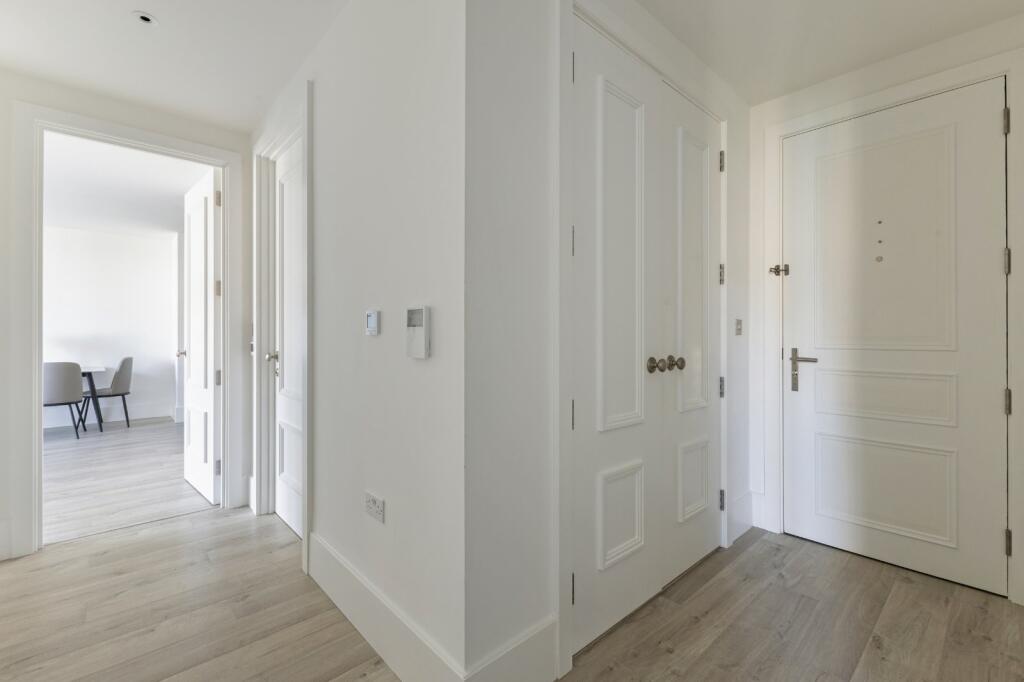 House in London - View 4
