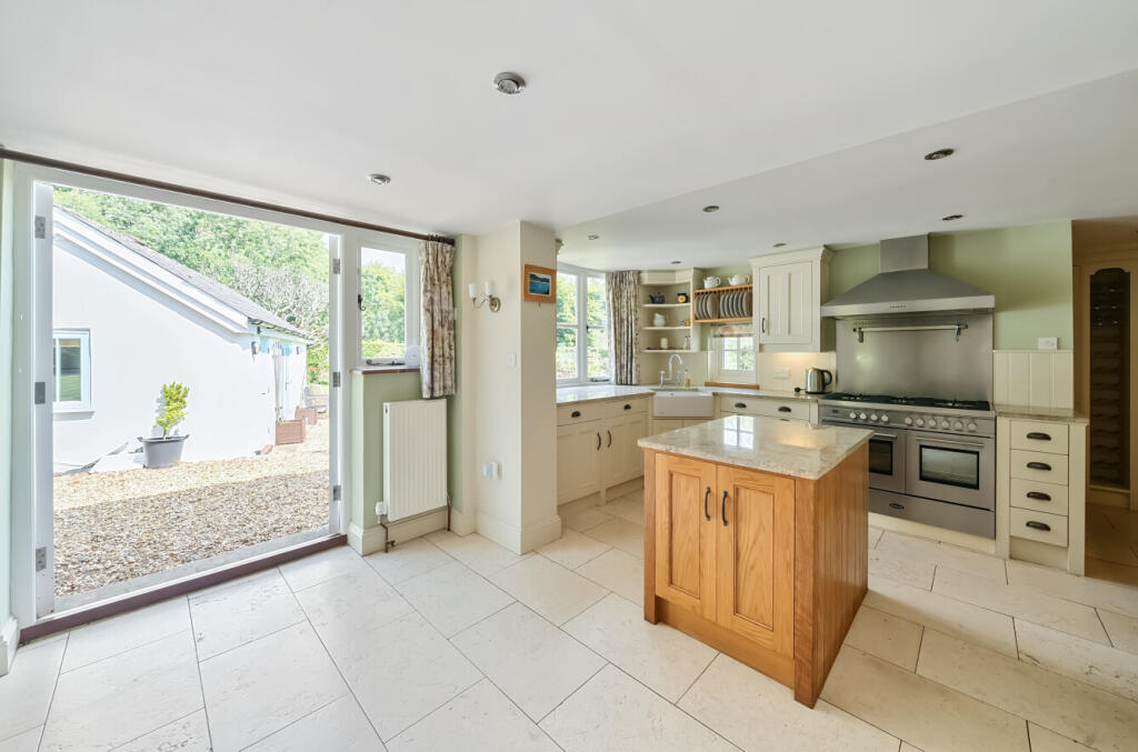 House in New Forest, Burley - View 3