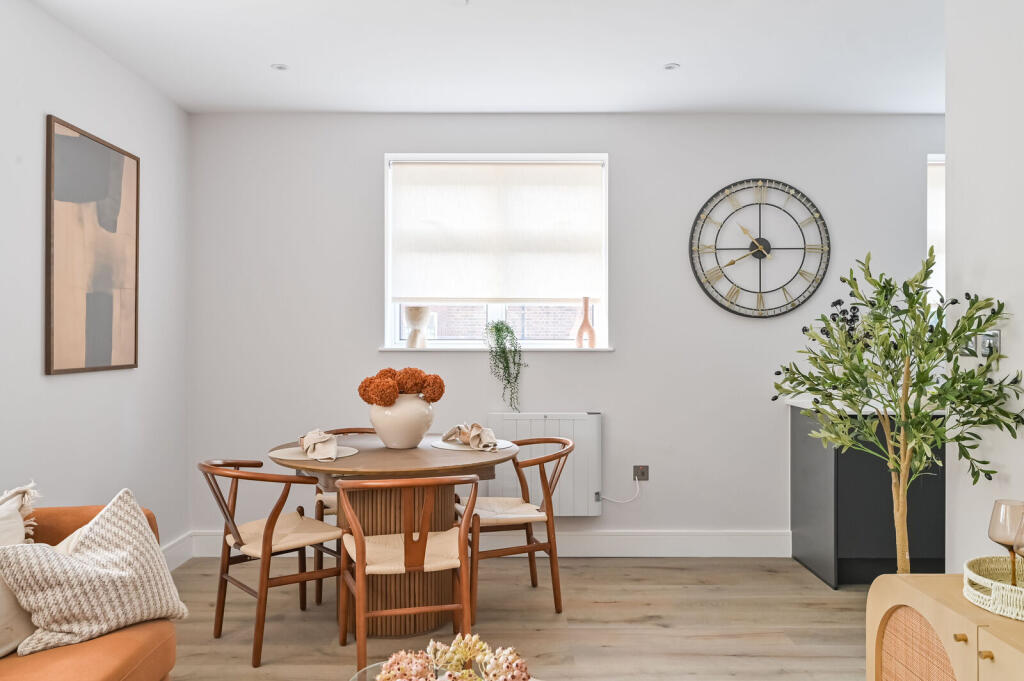 Apartment in London - View 4