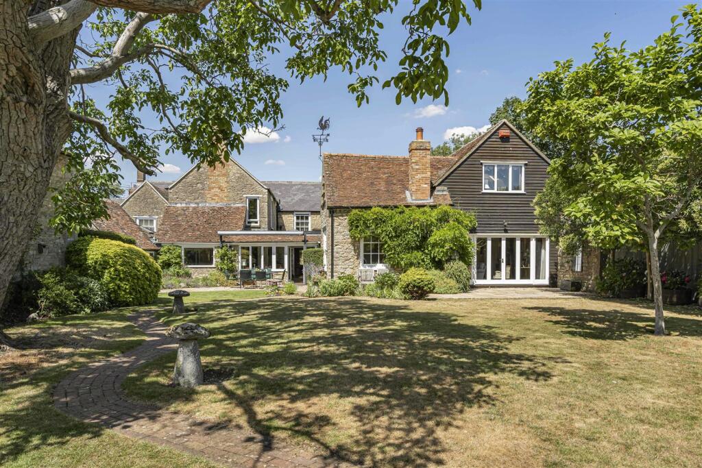 Main image of property: Merton Road, Ambrosden