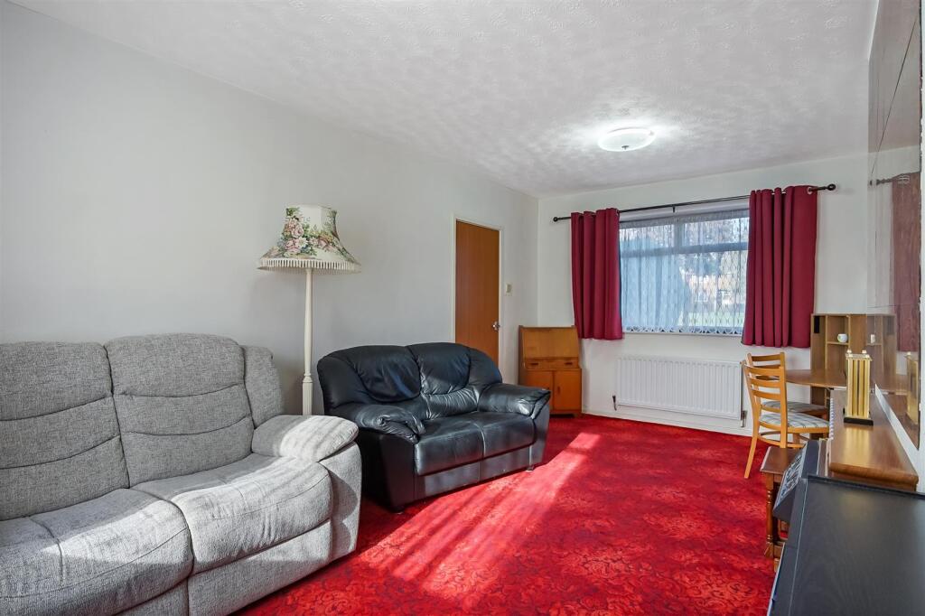 Selby Crescent, Darlington photo 3
