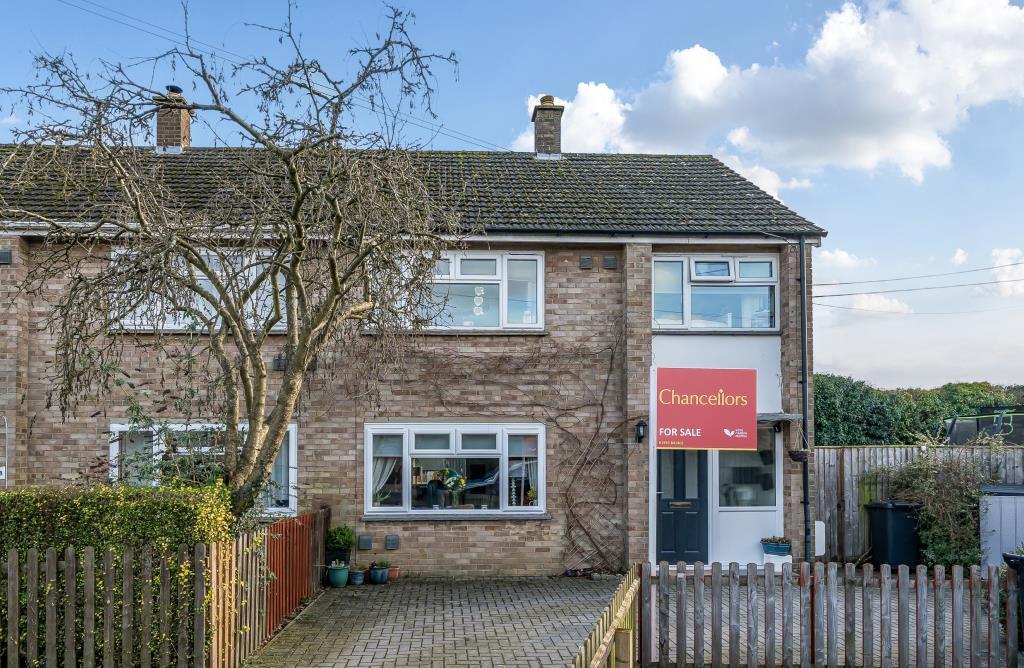 Main image of property: Marlborough Close, Carterton,  Oxfordshire, OX18