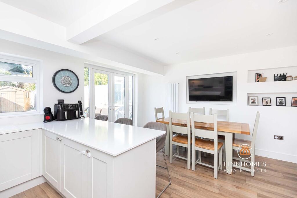 House in Poole - View 4
