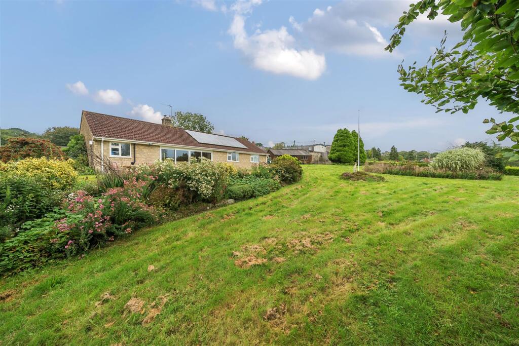 Main image of property: Marsh, Honiton