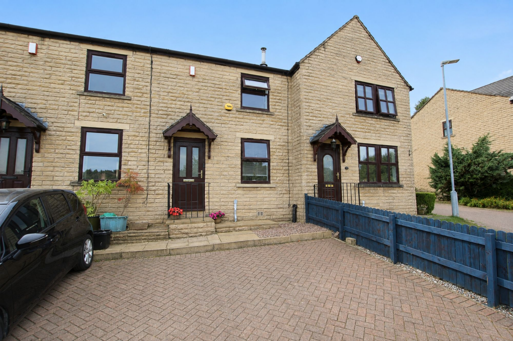 Main image of property: Kilnhurst Mount, Todmorden, OL14