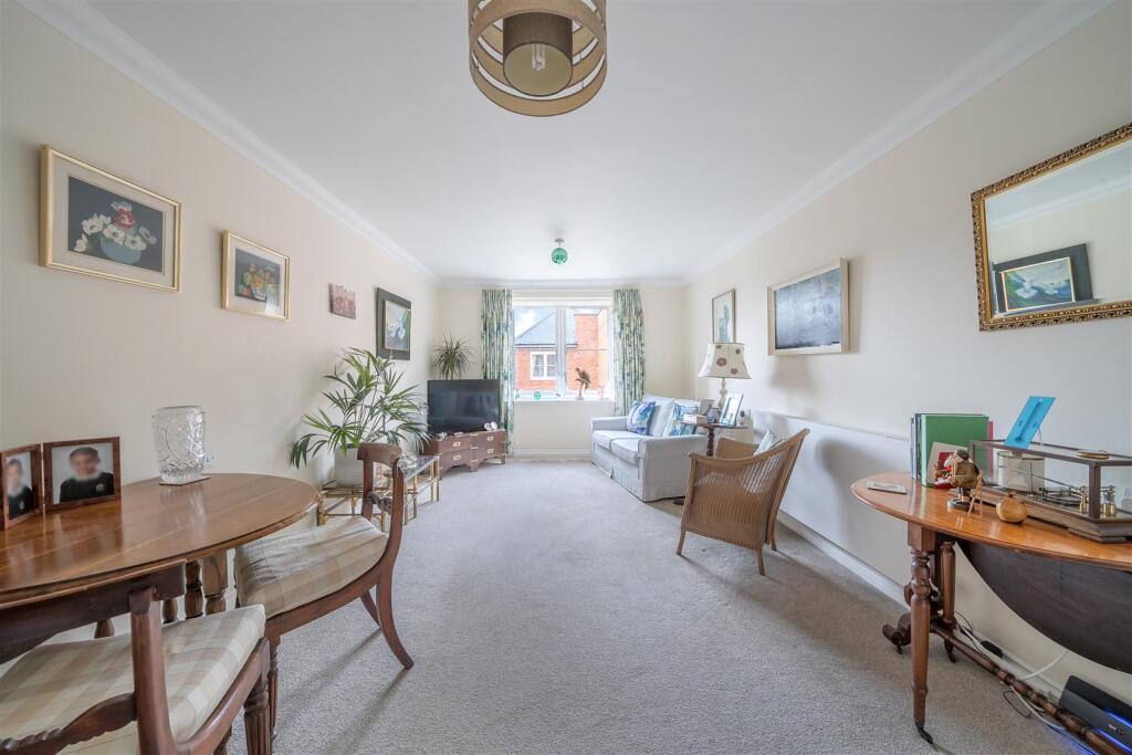 Sarum Lodge, Salisbury photo 3