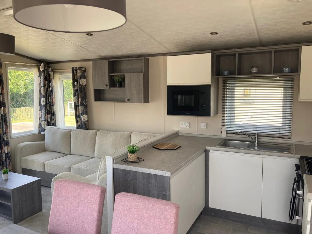 2023 Pemberton Avon, Oyster Bay Coastal and Country Retreat, Goonhavern, Cornwall, TR4 9QE photo 4