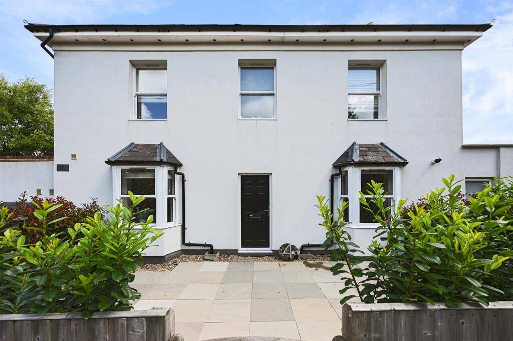 Main image of property: Buckland Road, Buckland, HP22