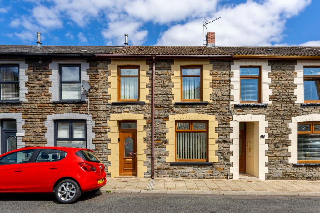 3-bed terraced on Bassett Street, Abercynon, Mountain Ash, £120,000