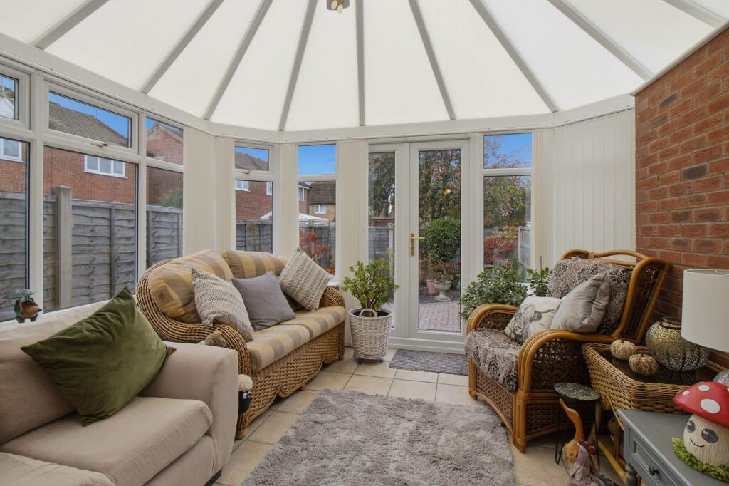 House in Worcester, St. Peter the Great County - View 4