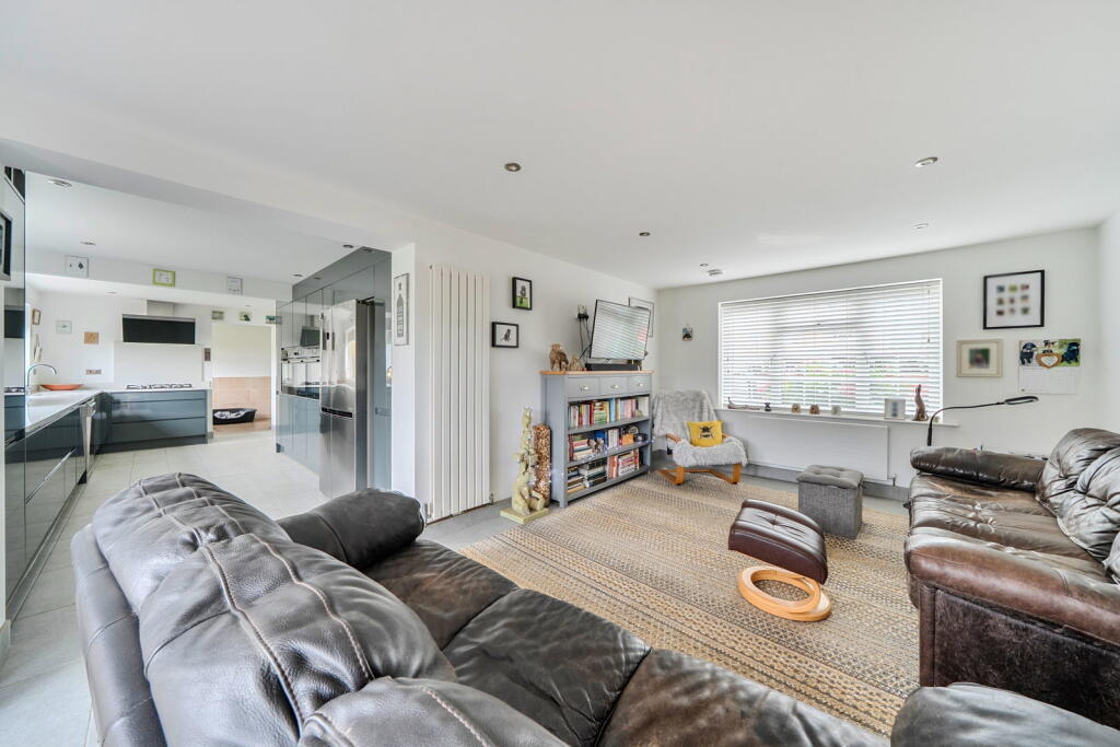 House in South Kesteven, Colsterworth - View 3