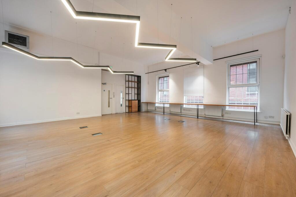 office 10.jpg