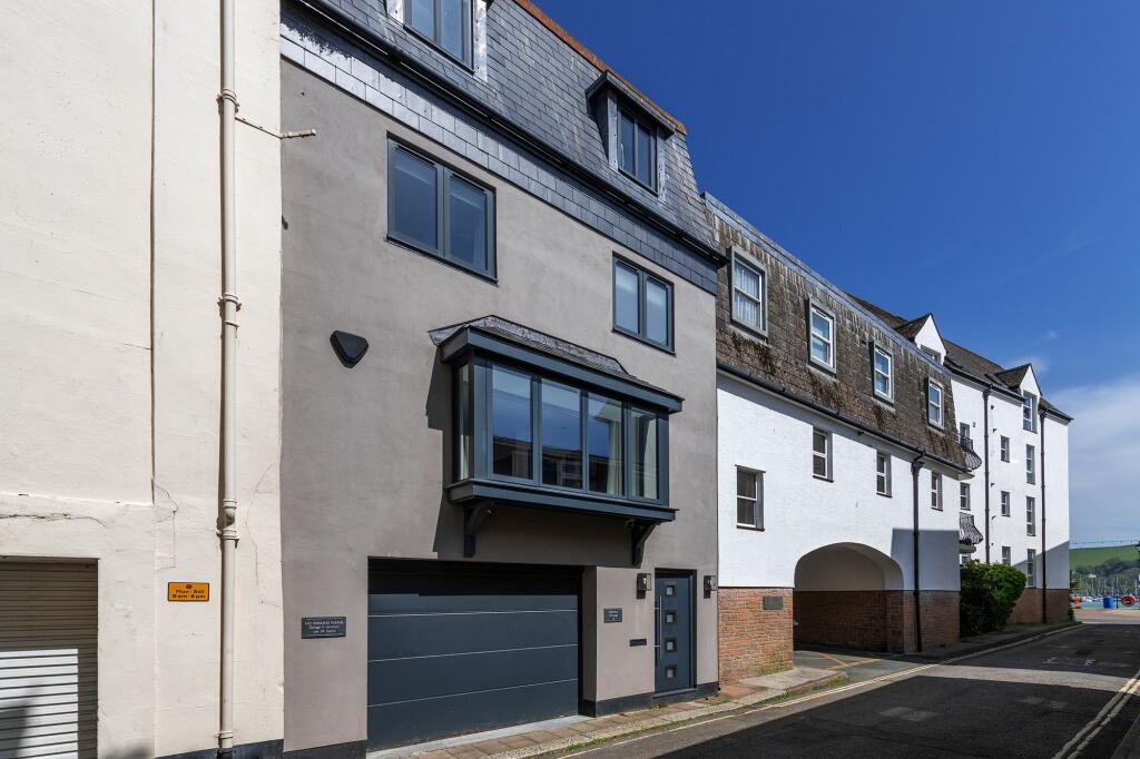 Main image of property: Harbour Cottage, 8 Oxford Street, Dartmouth