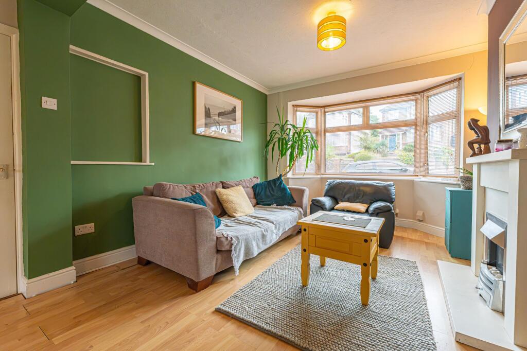 House in Newport - View 2