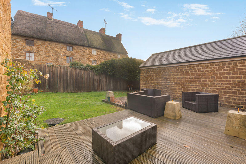 Sydenham Close, Adderbury  photo 4