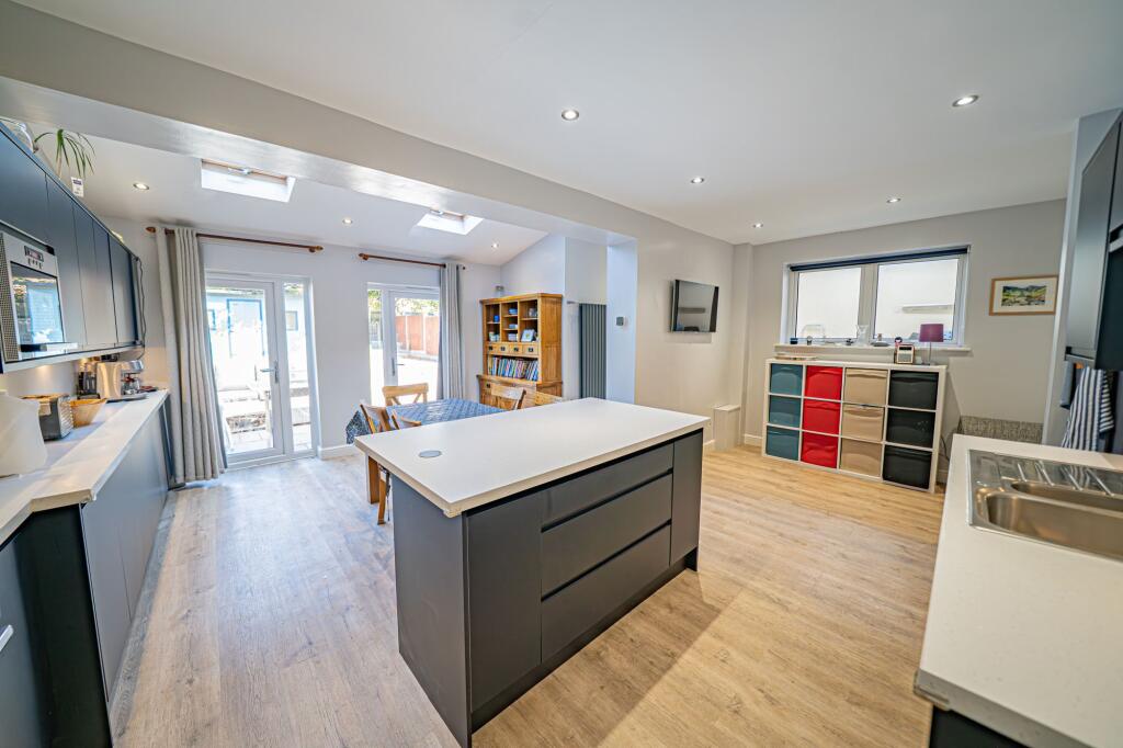 Packwood Close, Bentley Heath, B93 photo 4