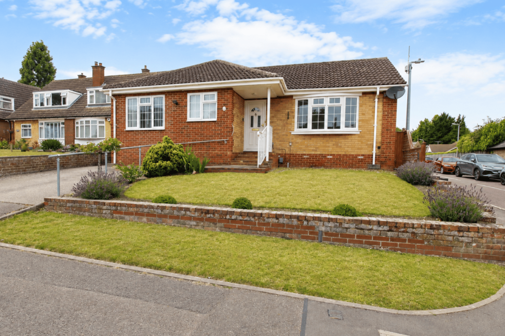 Main image of property: Queen Street, Stotfold, Hitchin, SG5