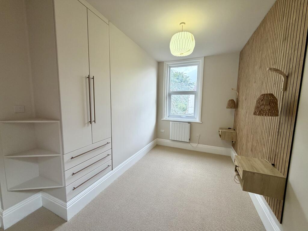Apartment in Bournemouth, Springbourne - View 3