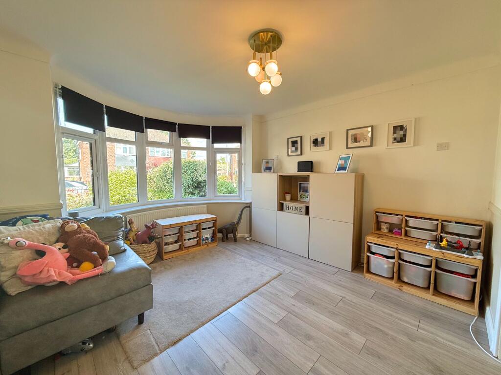 Okehampton Crescent, Sale, M33 - View 3