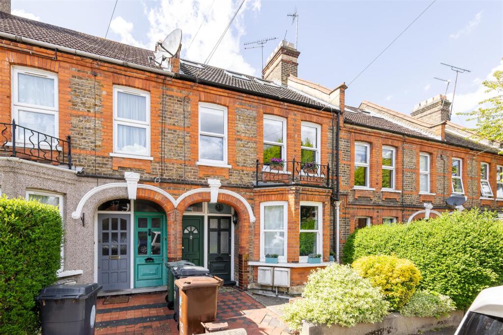 3-bed flat on Bemsted Road, Walthamstow, £599,995