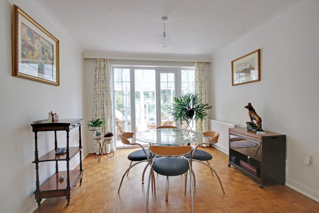 House in New Forest, Bransgore - More