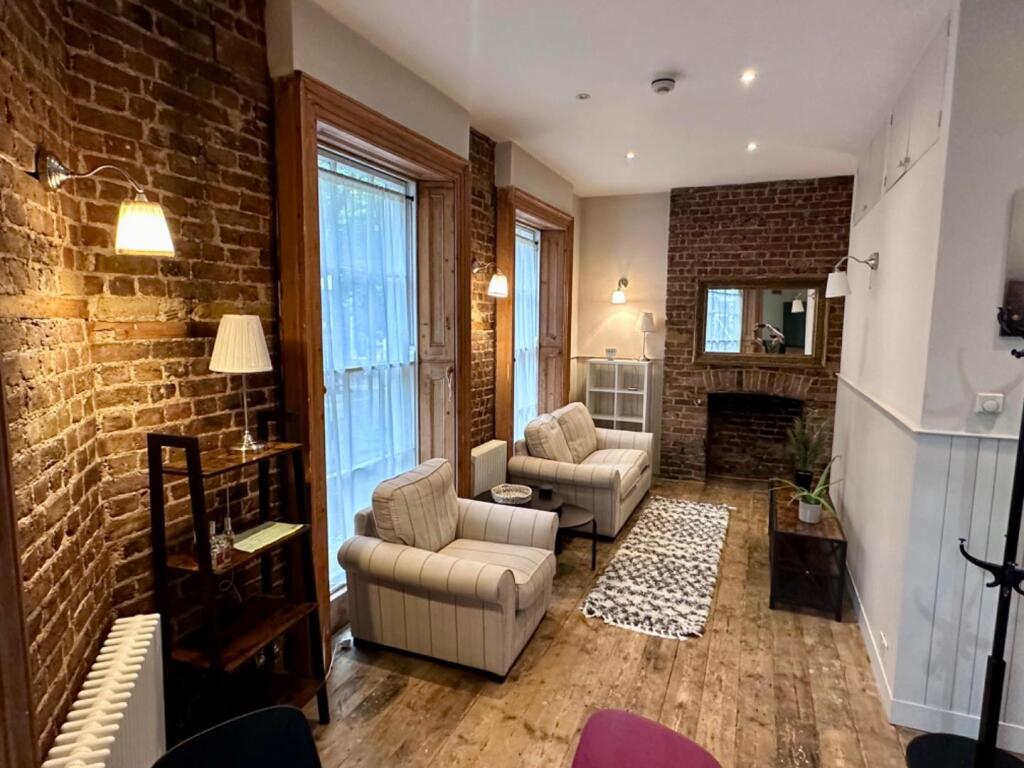 Main image of property: Shaftesbury Avenue, London, WC2H