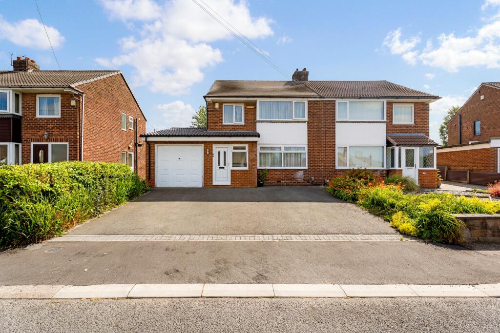 17 Lea Gate Close, Harwood, Bolton, BL2 4AA