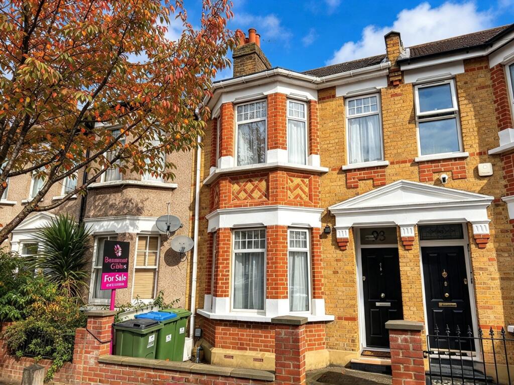 3-bed terraced on Benares Road, Plumstead, London, SE18 1HU, £525,000