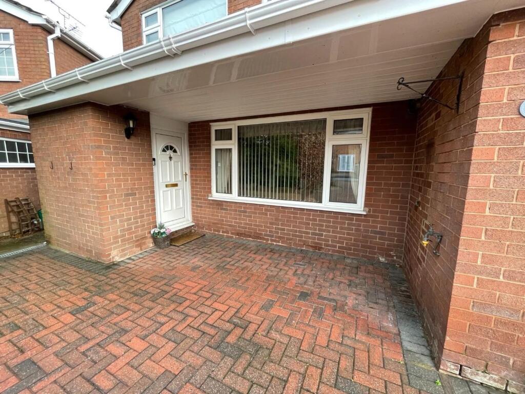Meadowcroft, Higher Kinnerton, CH4 photo 2